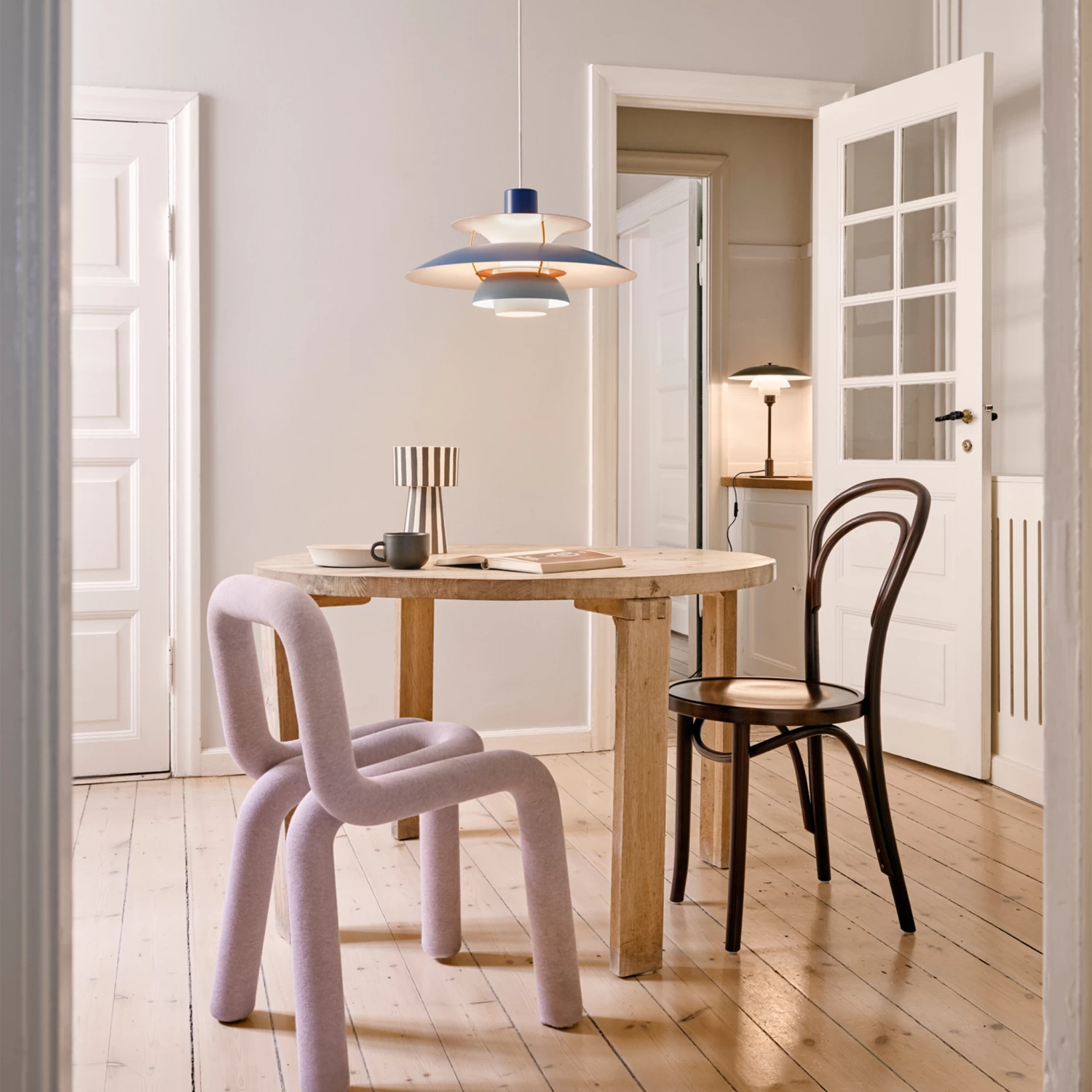 PH 3½-2½ Table Lamp By Louis Poulsen 5 PH 3½-2½ Table Lamp By Louis Poulsen - Image 3