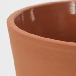 Vitra Terracotta Pots By Thélonious Goupil -Home Furnishings Shop 7012329 TerracottaPot medium Detail master