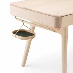 Solo Desk By Neri & Hu -Home Furnishings Shop 784SoloDeskbyNeri Huinwhiteoiledash detail5 whitebkgrnd