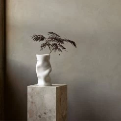 Collapse Vase By Sofia Tufvasson For Menu -Home Furnishings Shop MENU Plinth Pedestal Collapse Vase 4