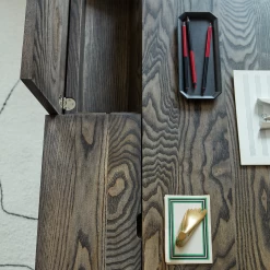 Orson Desk By Matthew Hilton -Home Furnishings Shop Orsondesk detail byMatthewHilton photobyYukiSugiura4