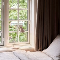 Louis Poulsen NJP Mini Table Lamp 21 Louis Poulsen NJP Mini Table Lamp -Home Furnishings Shop SS22 NJP Mini SoftPink 1080x1350 00005