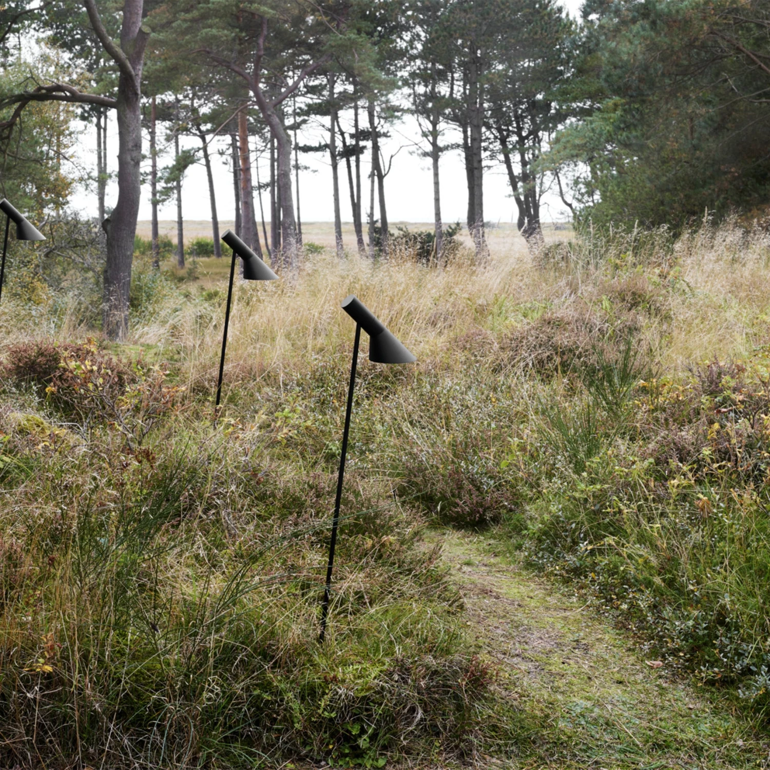 AJ Garden Lamp By Arne Jacobsen For Louis Poulsen 5 AJ Garden Lamp By Arne Jacobsen For Louis Poulsen - Image 3