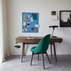 Solo Desk By Neri & Hu -Home Furnishings Shop Solo desk chair 01 Photo by Yuki Sugiura