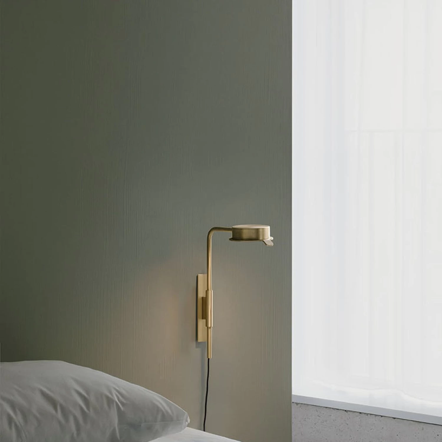 W102 Chipperfield Wall Lamp 5 W102 Chipperfield Wall Lamp - Image 3