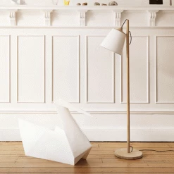 Pull Lamp By Muuto -Home Furnishings Shop pull lamp focus.hs