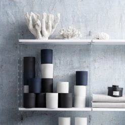 String - Shelves -Home Furnishings Shop string plex bathroom white closeup portrait