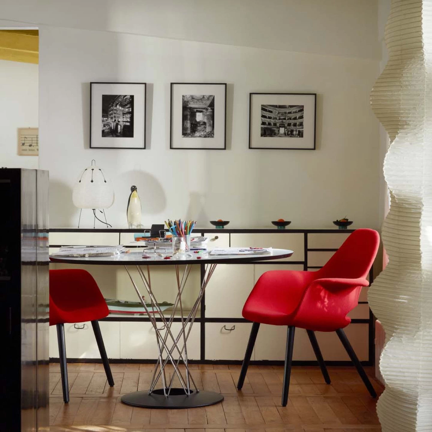 Noguchi Dining Table By Vitra 6 Noguchi Dining Table By Vitra - Image 4